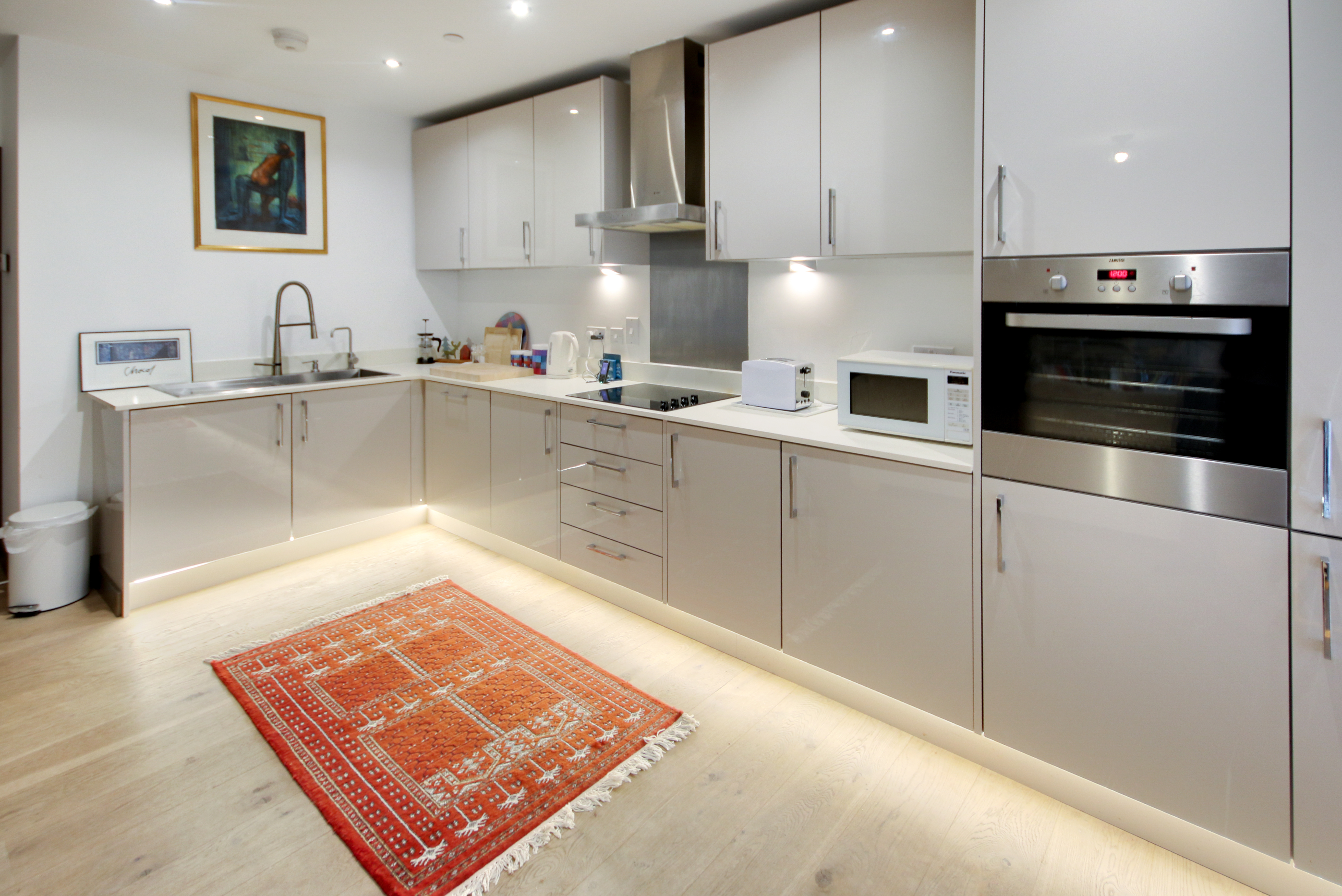 52 Queens Road, West Sussex,