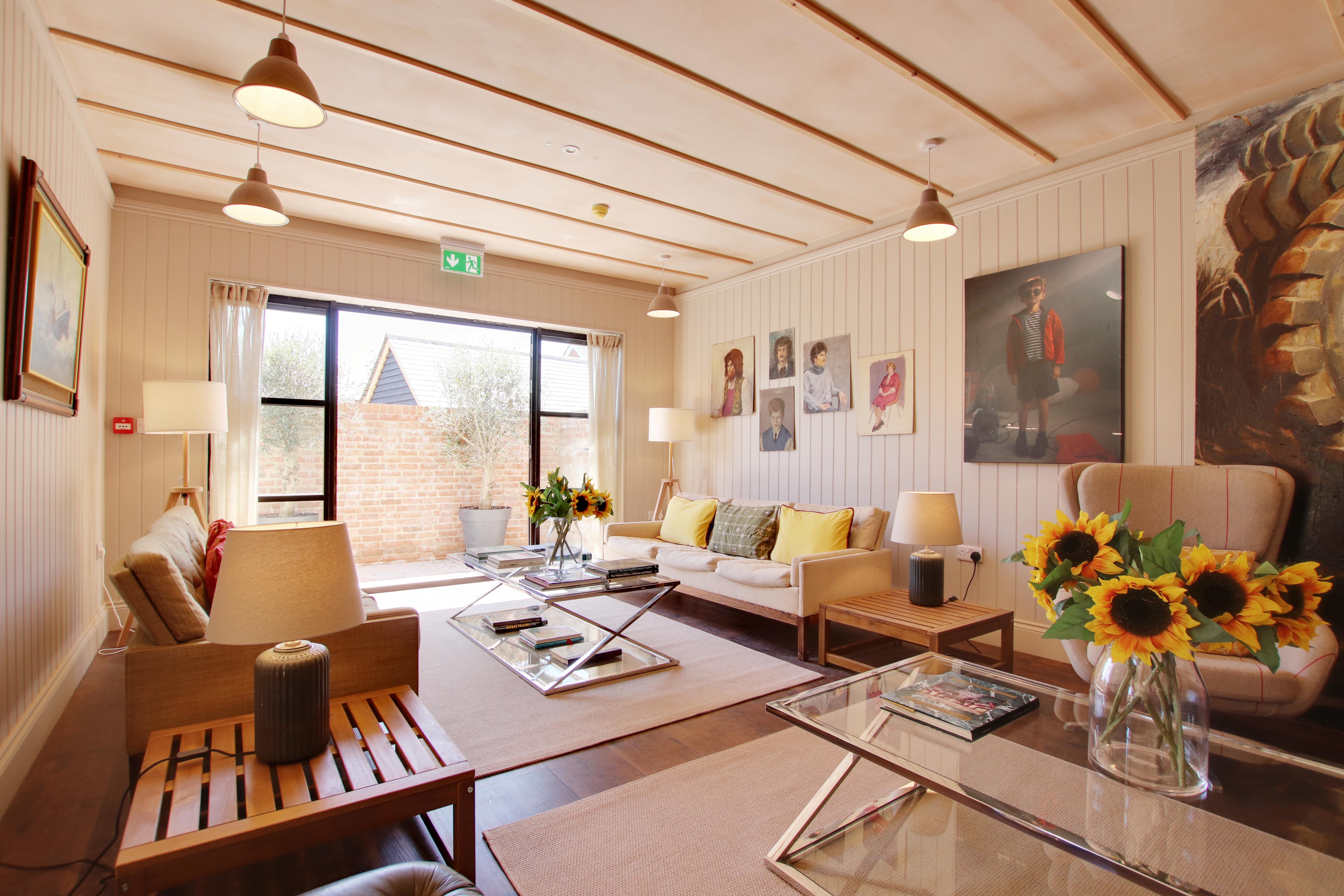 8 Bed Property for sale in Brockenhurst Spencers