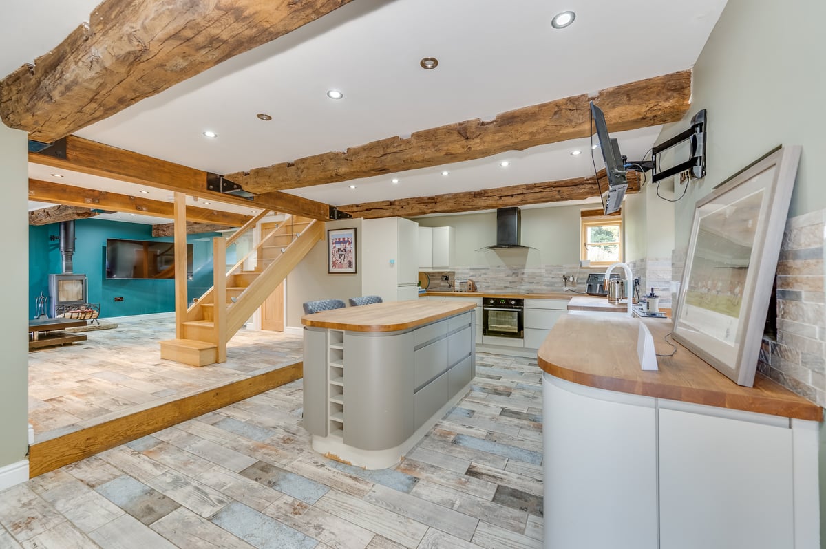 Snell House Farm, Bank Side, Sheffield, S35 0DA