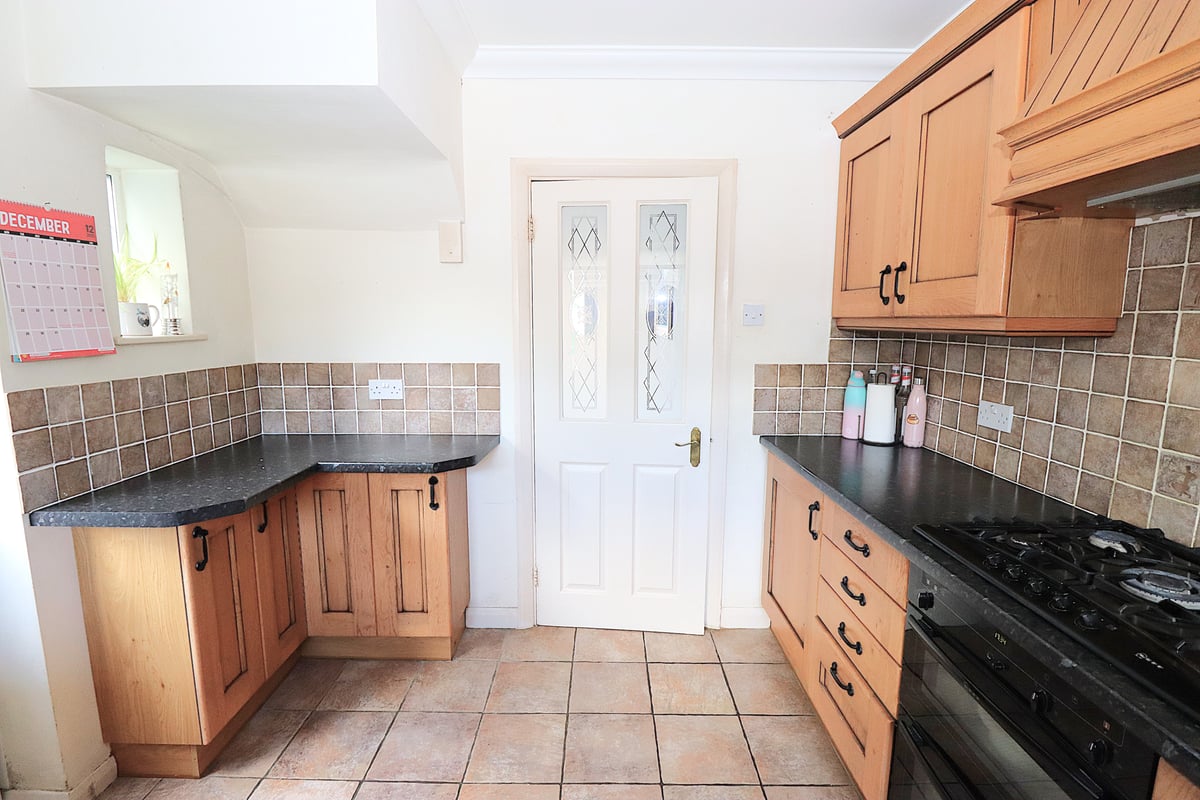 Blunden Road, Farnborough, GU14 8QW