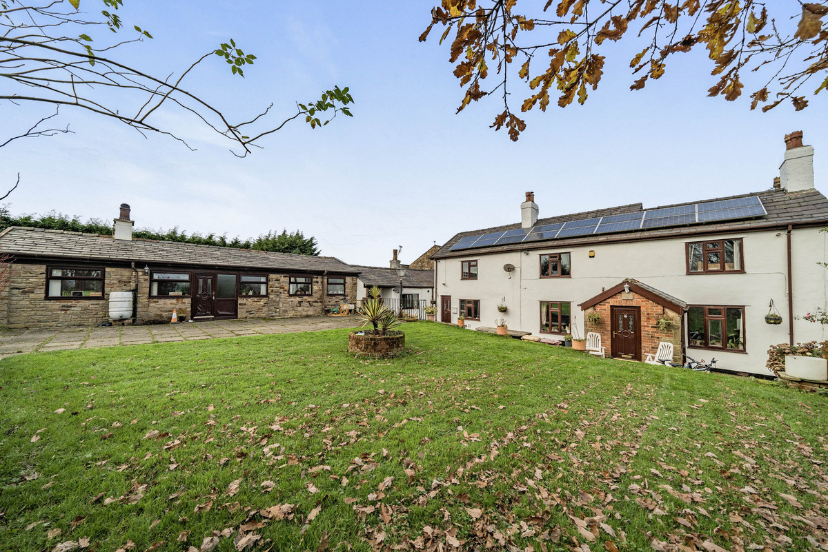 Holme Fold Farm, Slack Fold Lane, Bolton, BL4 0LJ