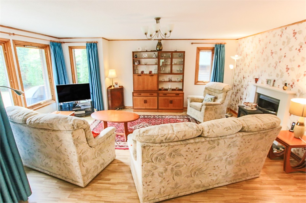 Fermandy Lane, Crawley, West Sussex