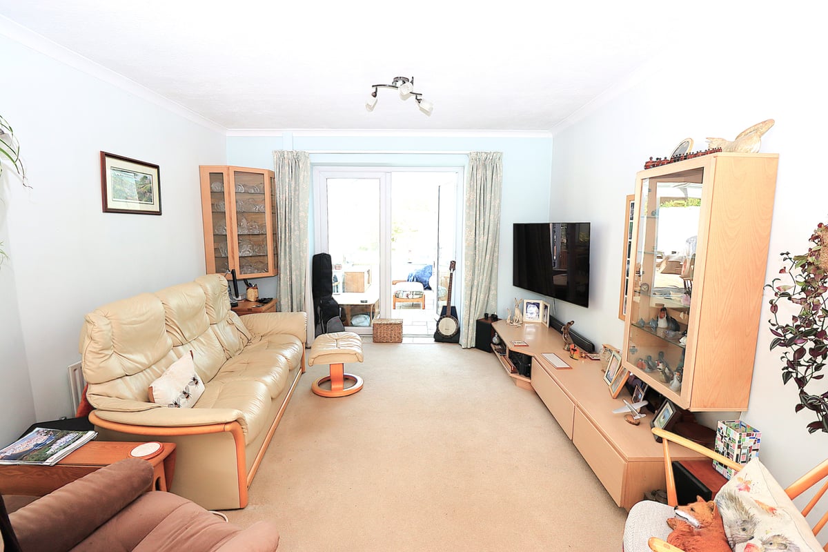 Southwood Road, Farnborough, GU14 0JQ