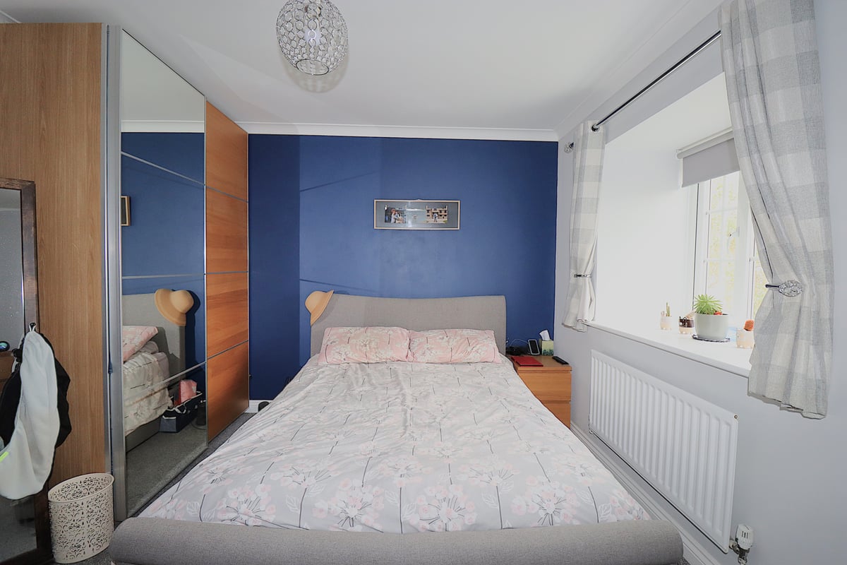 Ship Lane, FARNBOROUGH, GU14 8BH