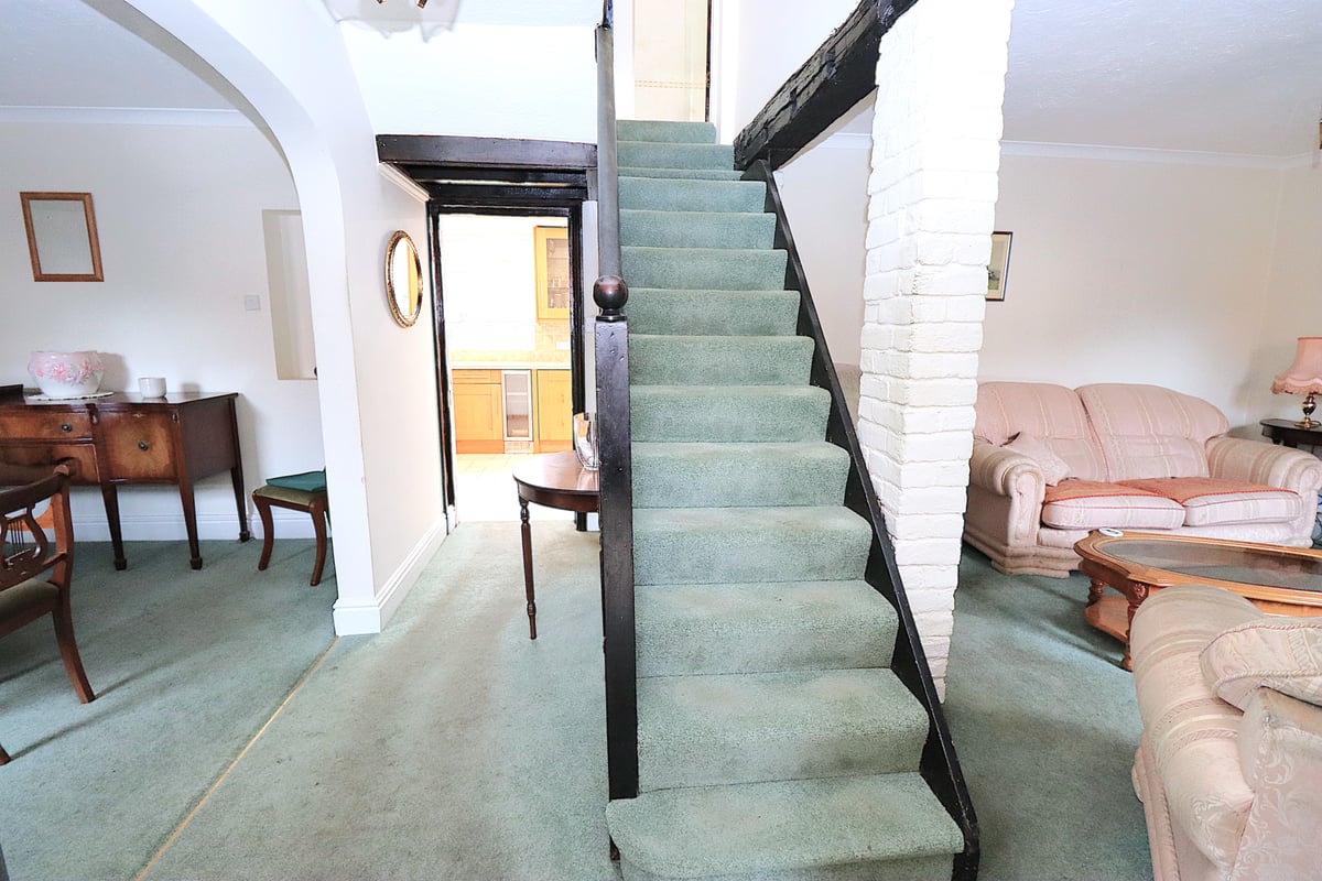 Highfield Road, Farnborough, GU14 0EB