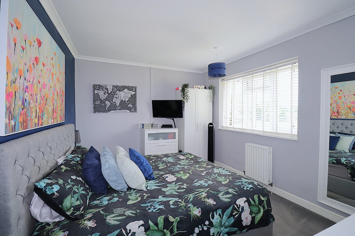 Cripley Road, Farnborough, GU14 9QA