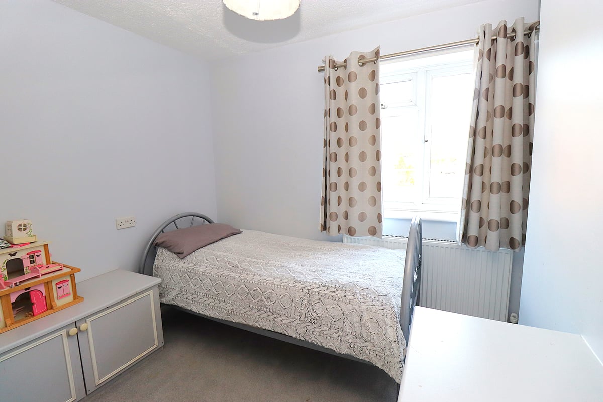 Rectory Road, Farnborough, GU14 7BZ