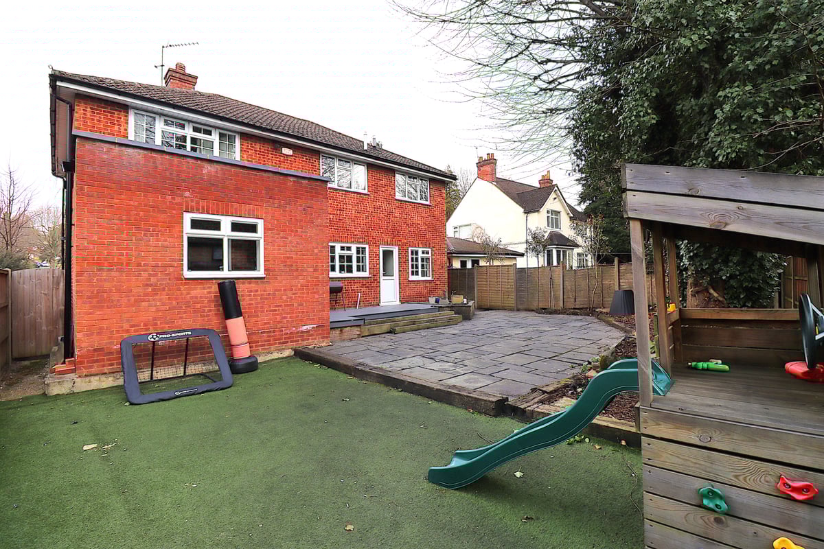 Rectory Road, Farnborough, GU14 7BZ