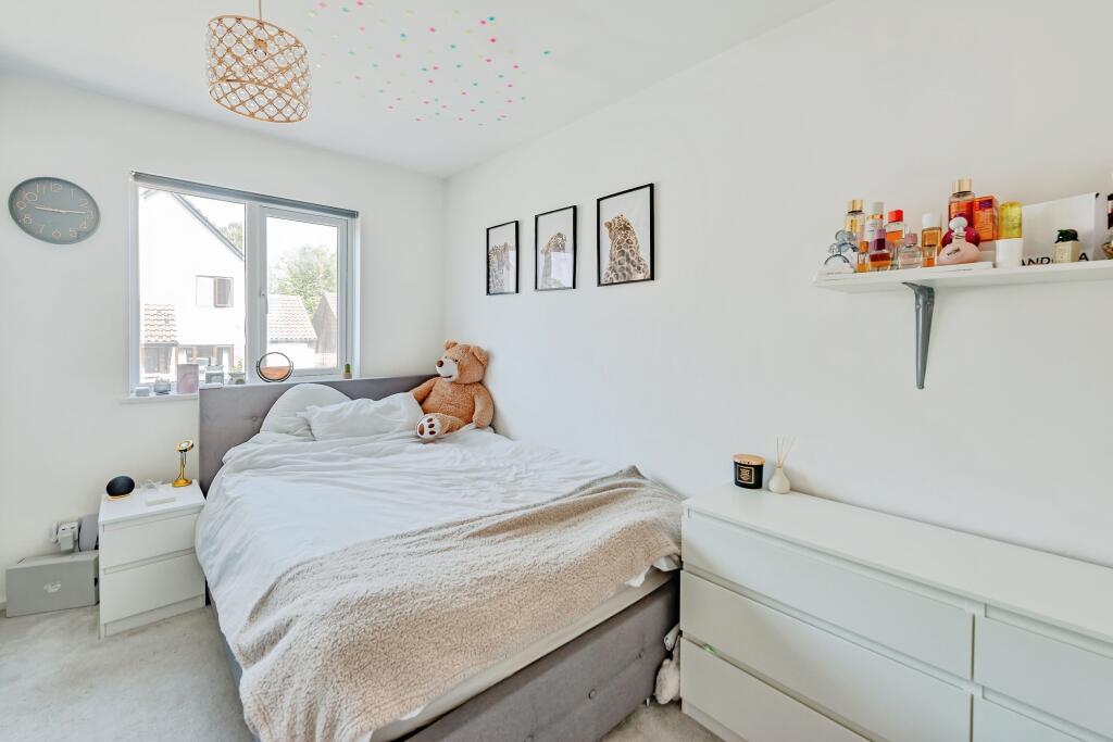 Clarence Drive, East Grinstead, West Sussex