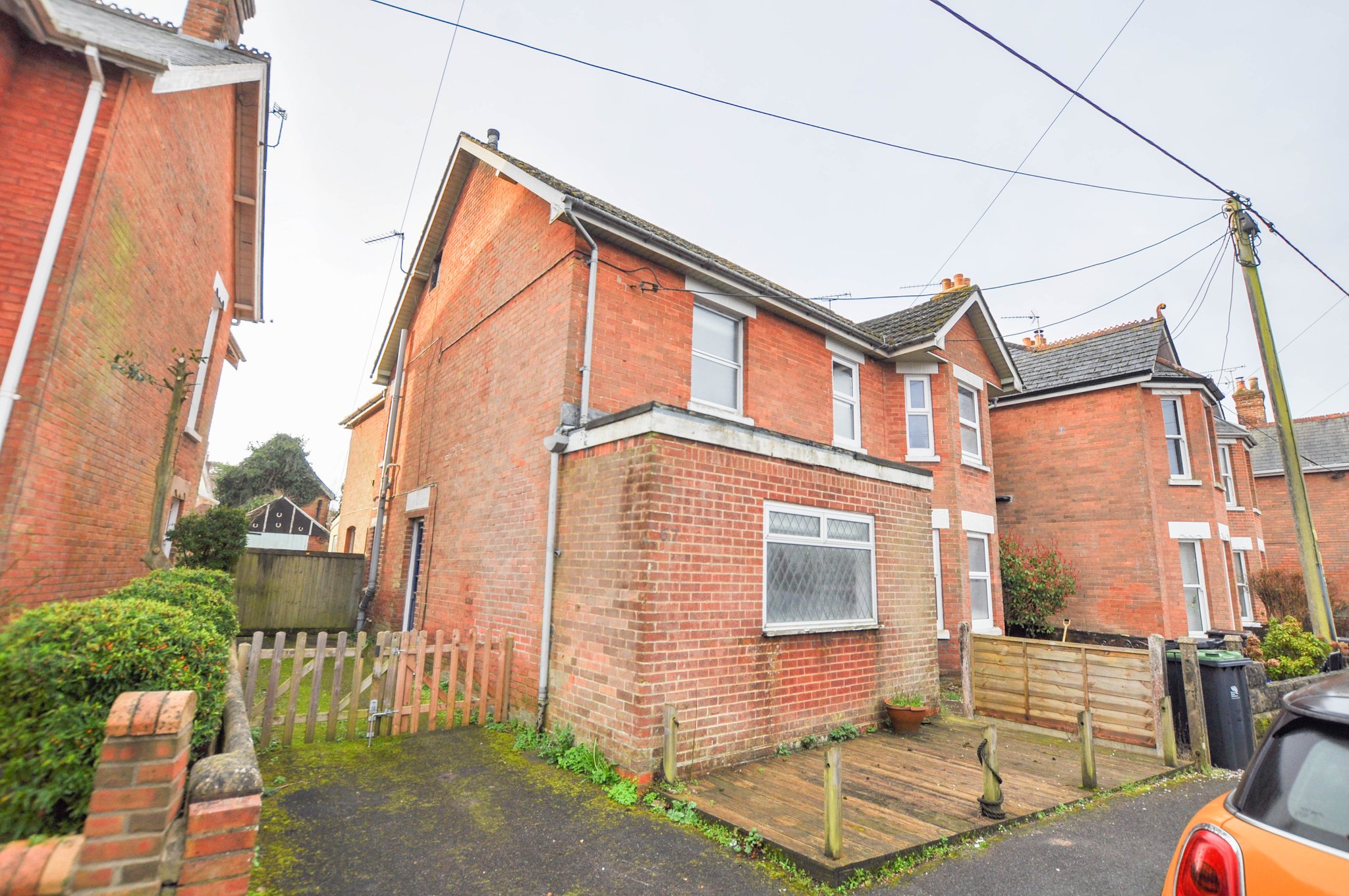 Wimborne Road, Wimborne Fisks