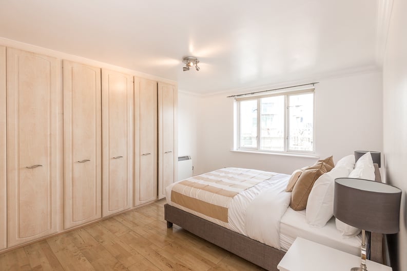2 bedroom(s) apartment to sale in Cotton Row, Battersea, London-image 8
