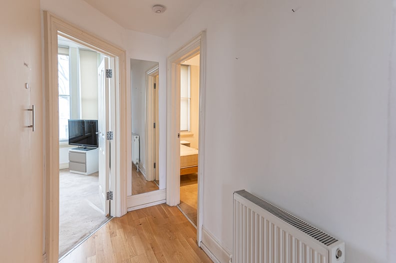 2 bedroom(s) apartment to sale in Elsham Road, West Kensington-image 11