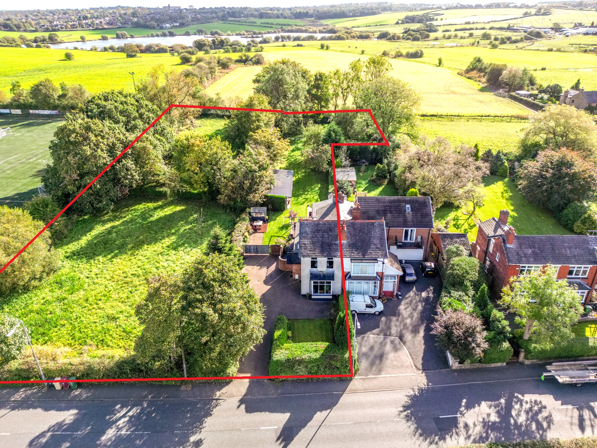 Property enquiry form background image